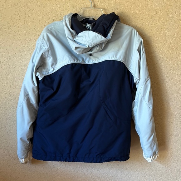 Burton Women's Two-Tone Jacket - Picture 3 of 9